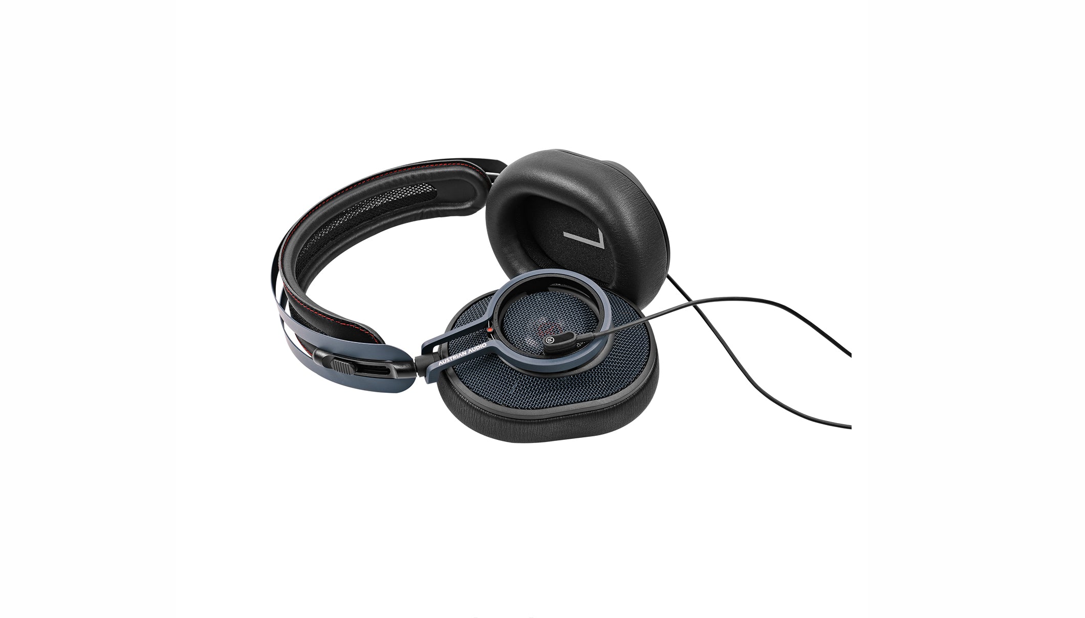 Austrian Audio Composer closed-back headphones, additional product view