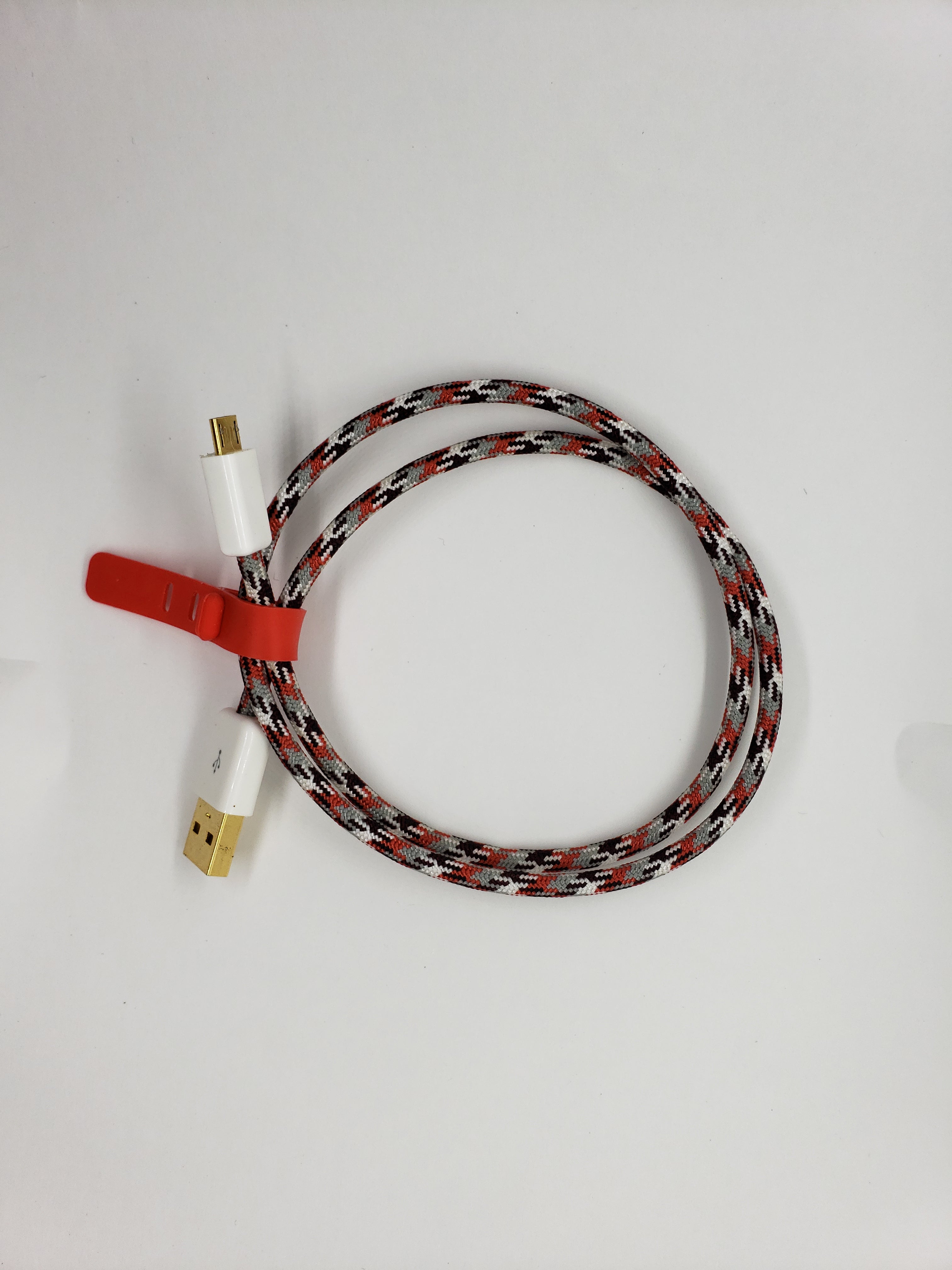 Demo/scratch&dent mini usb cable