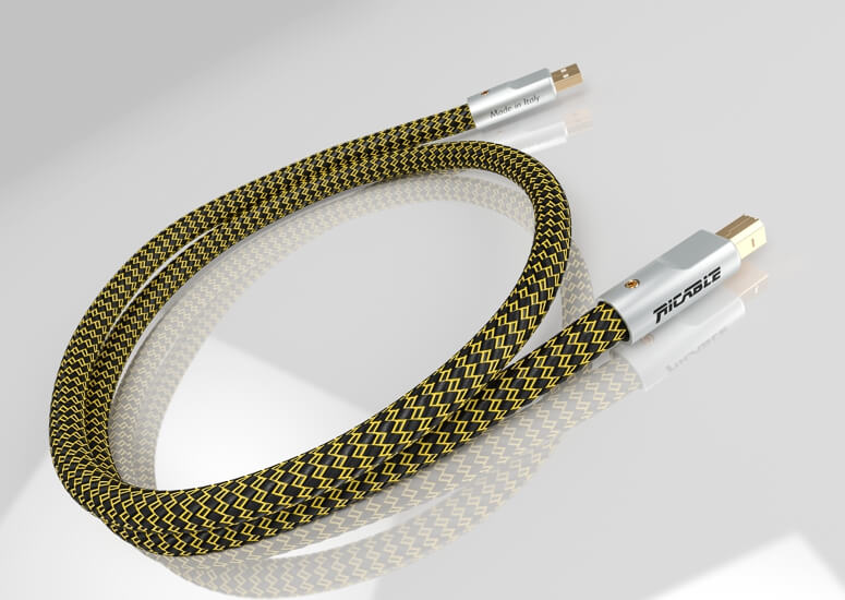 Ricable Dedalus USB Cable, lifestyle view