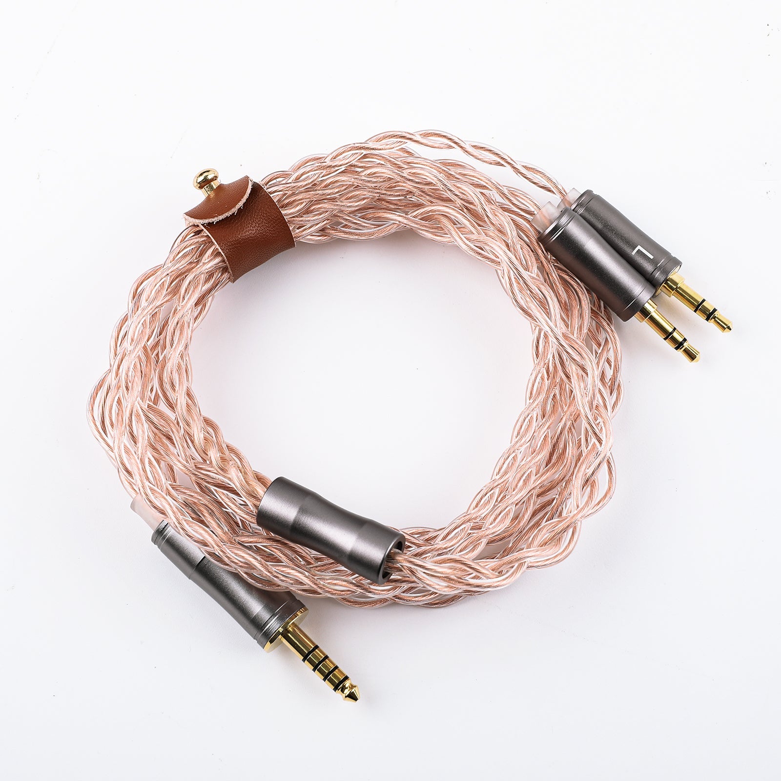 HarmonicDyne x Z Reviews Eris headphones, angled view