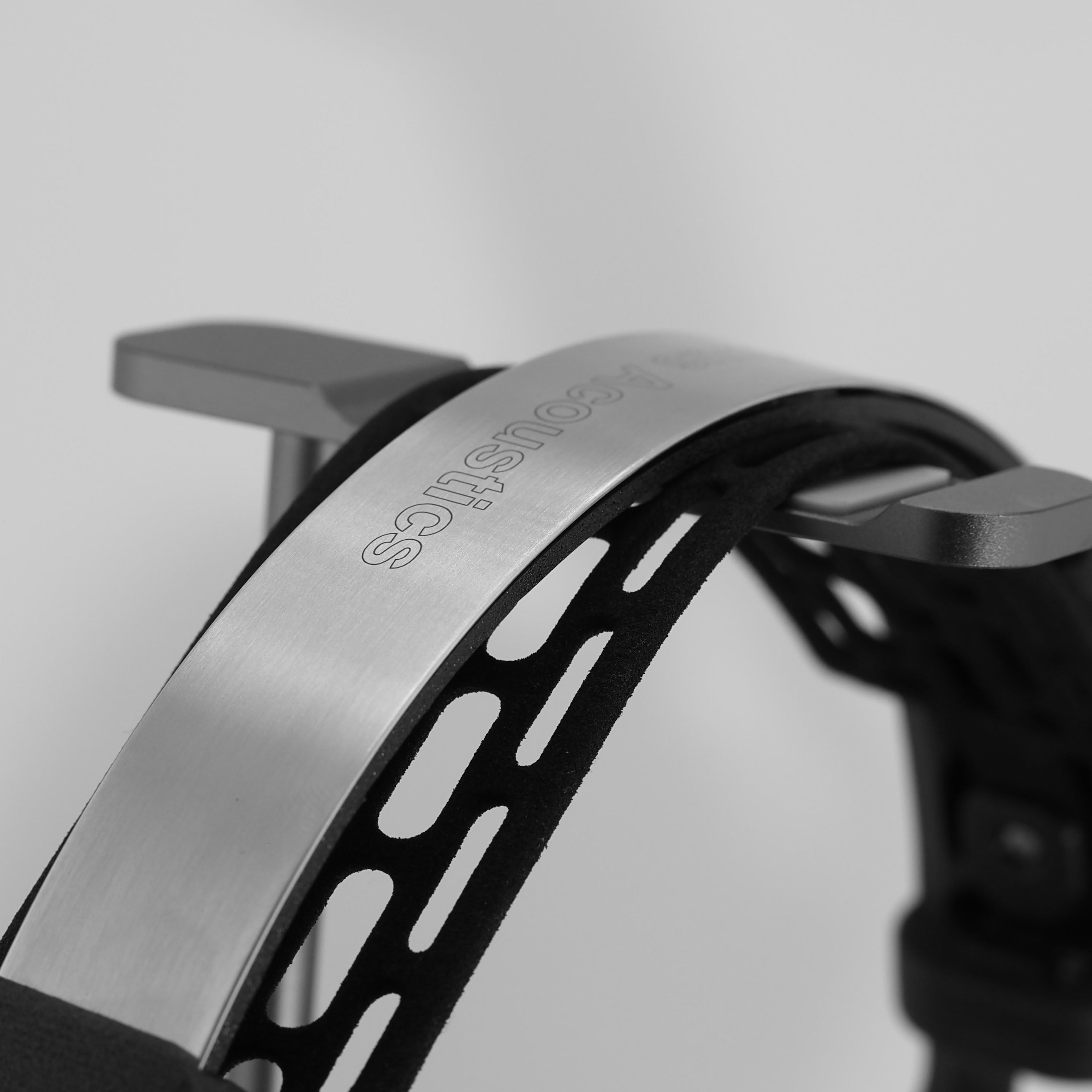 Laguna Precision ear pad and cavity detail