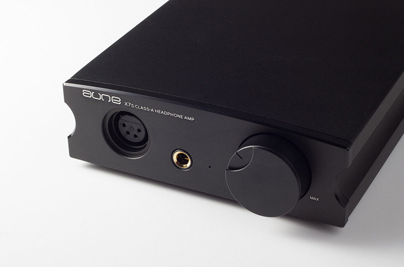 Aune X7s Pro headphone amplifier in black