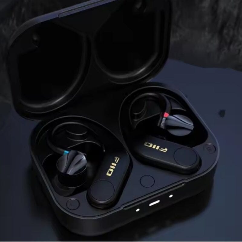 Fiio UTWS5 2025 True Wireless Bluetooth Amplifier, hero product shot