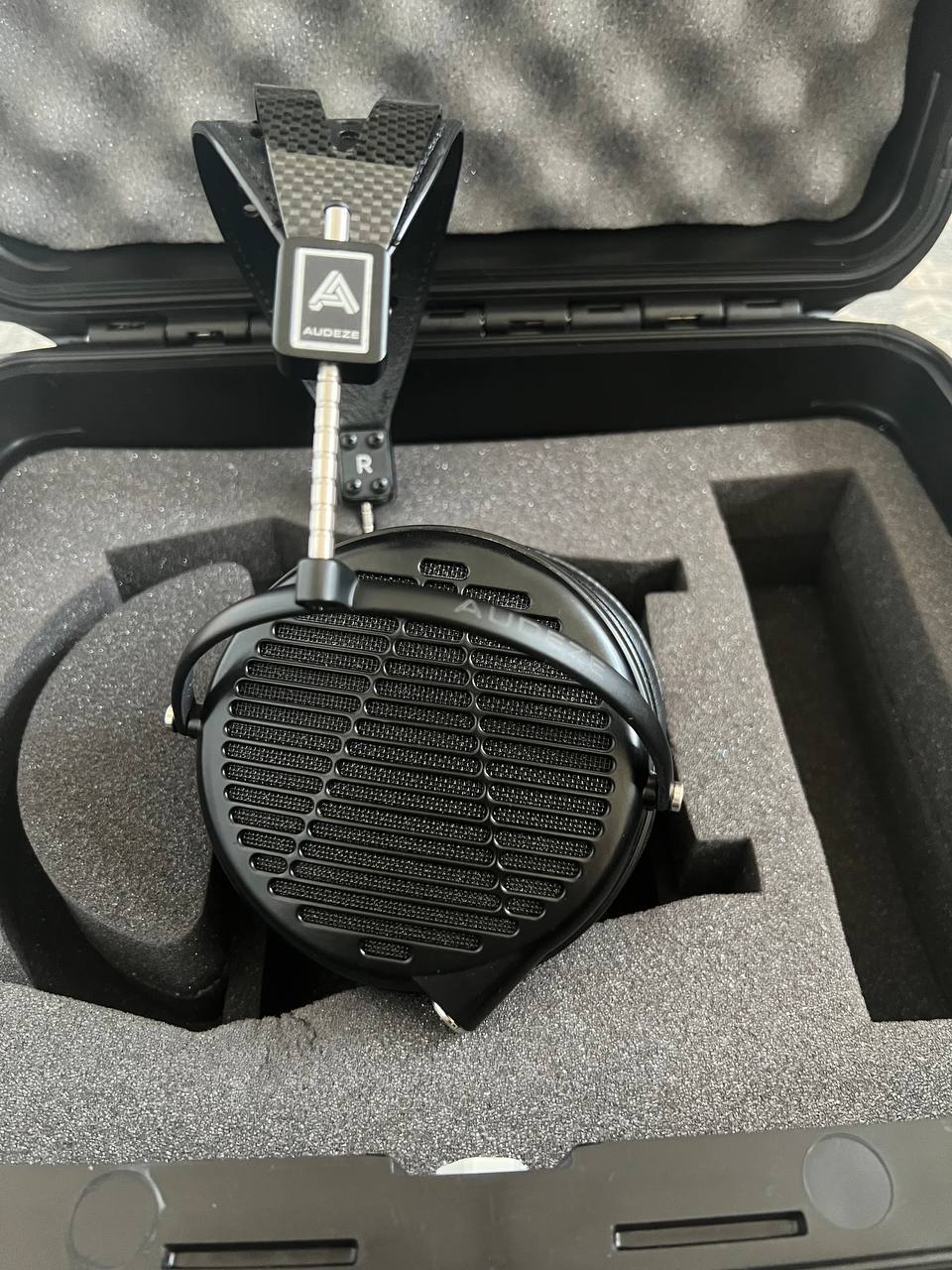 Audeze LCD-24 (Pre-Owned)