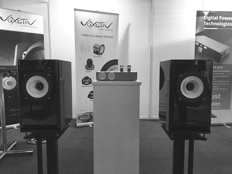 Voxativ Hagen Monitors