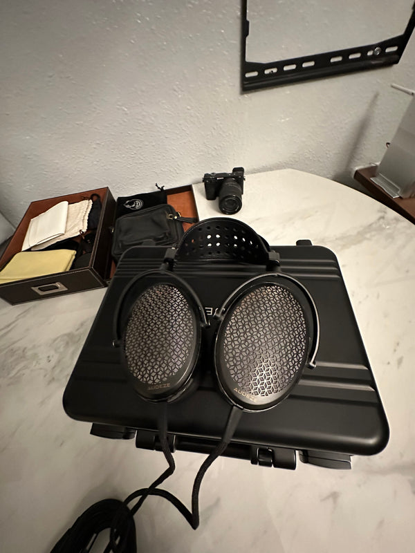 Audeze CRBN (Pre-Owned)